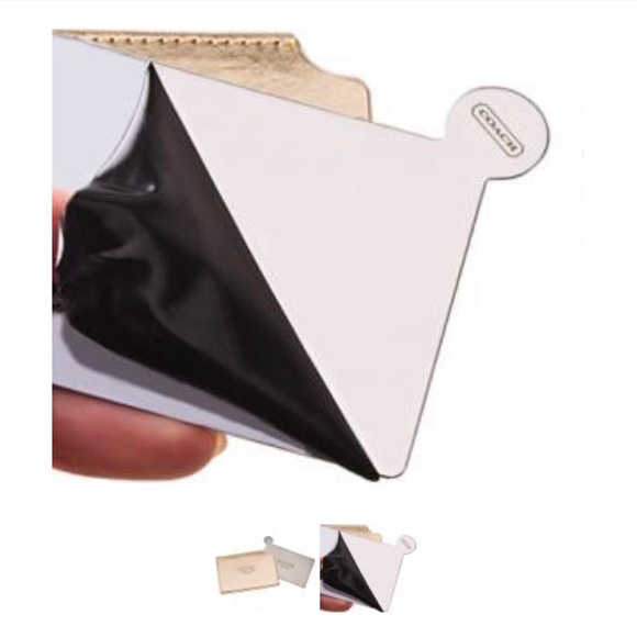 Coach pocket mirror in leather - Picture 3 of 6